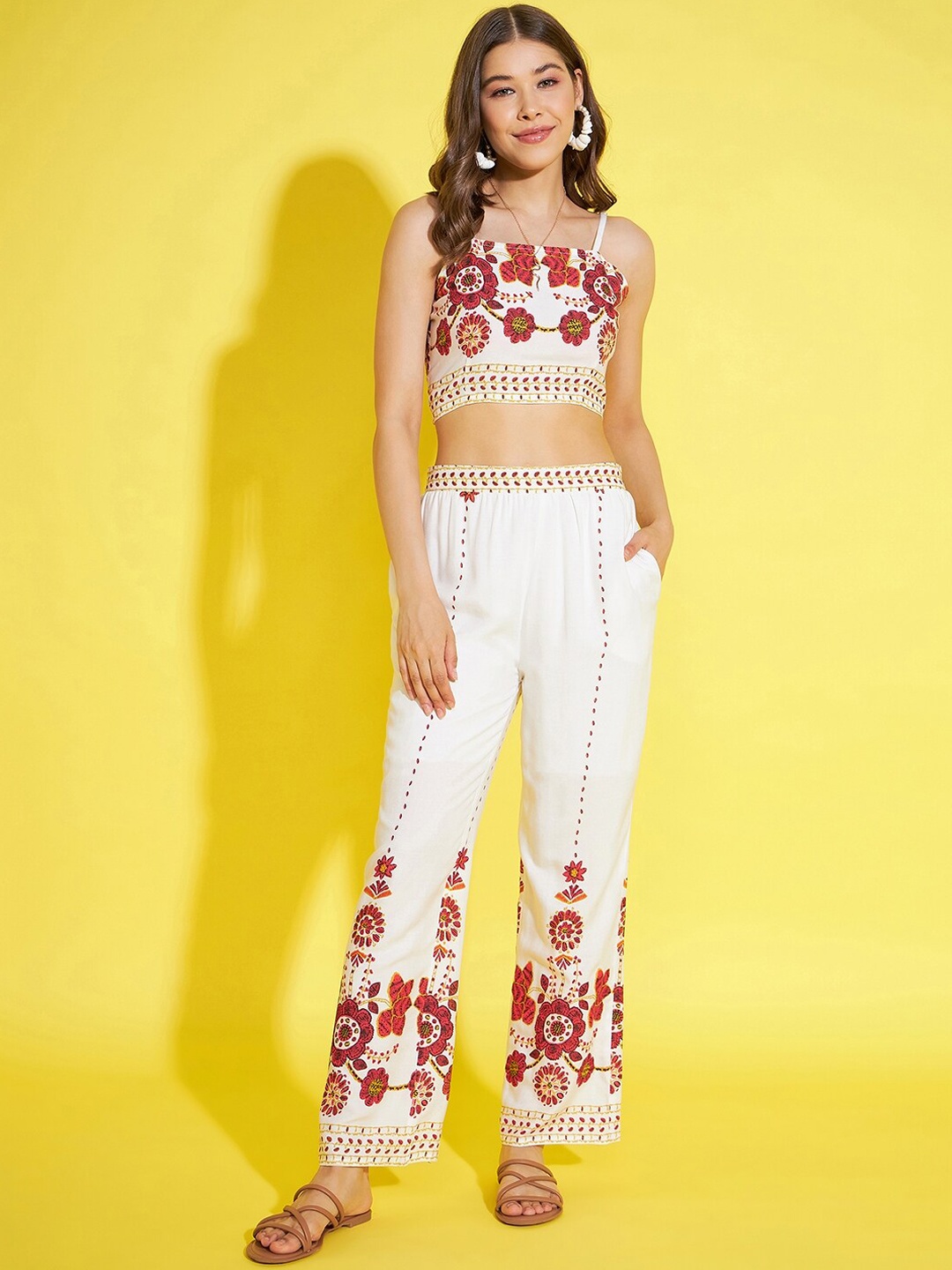 

StyleStone Floral Printed Top & Trousers With Shrug, White