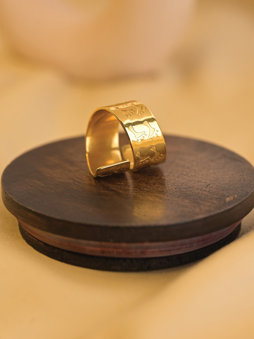 

PALMONAS Gold-Plated Adjustable Stainless Steel Finger Ring