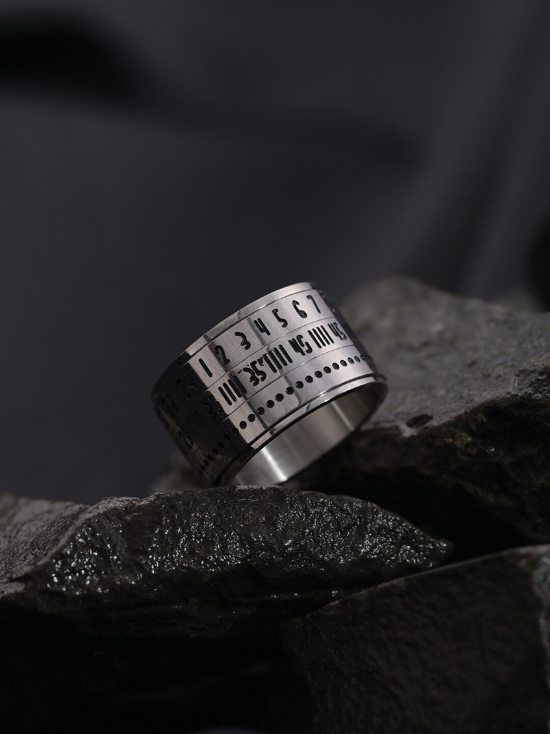 

PALMONAS Men Silver-Plated Stainless Steel Finger Ring