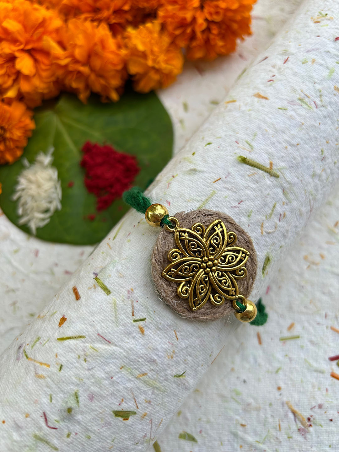

FIROZA Prosperity Sacred Rakhi, Gold