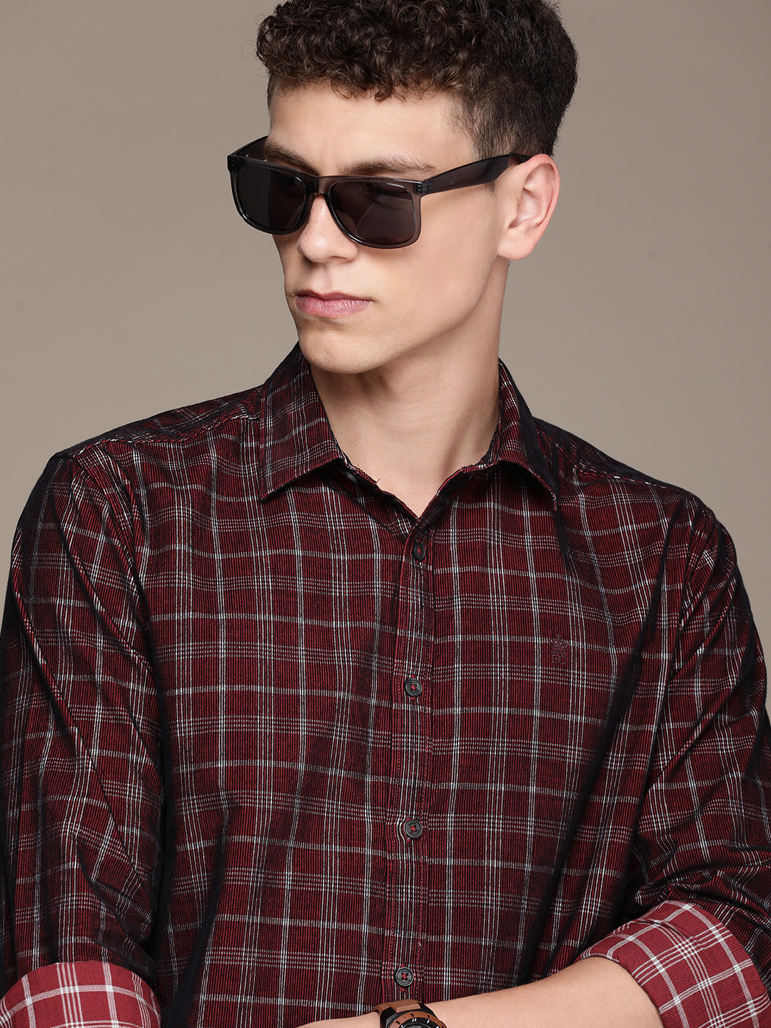 

French Connection Men Pure Cotton Slim Fit Tartan Checks Casual Shirt, Maroon