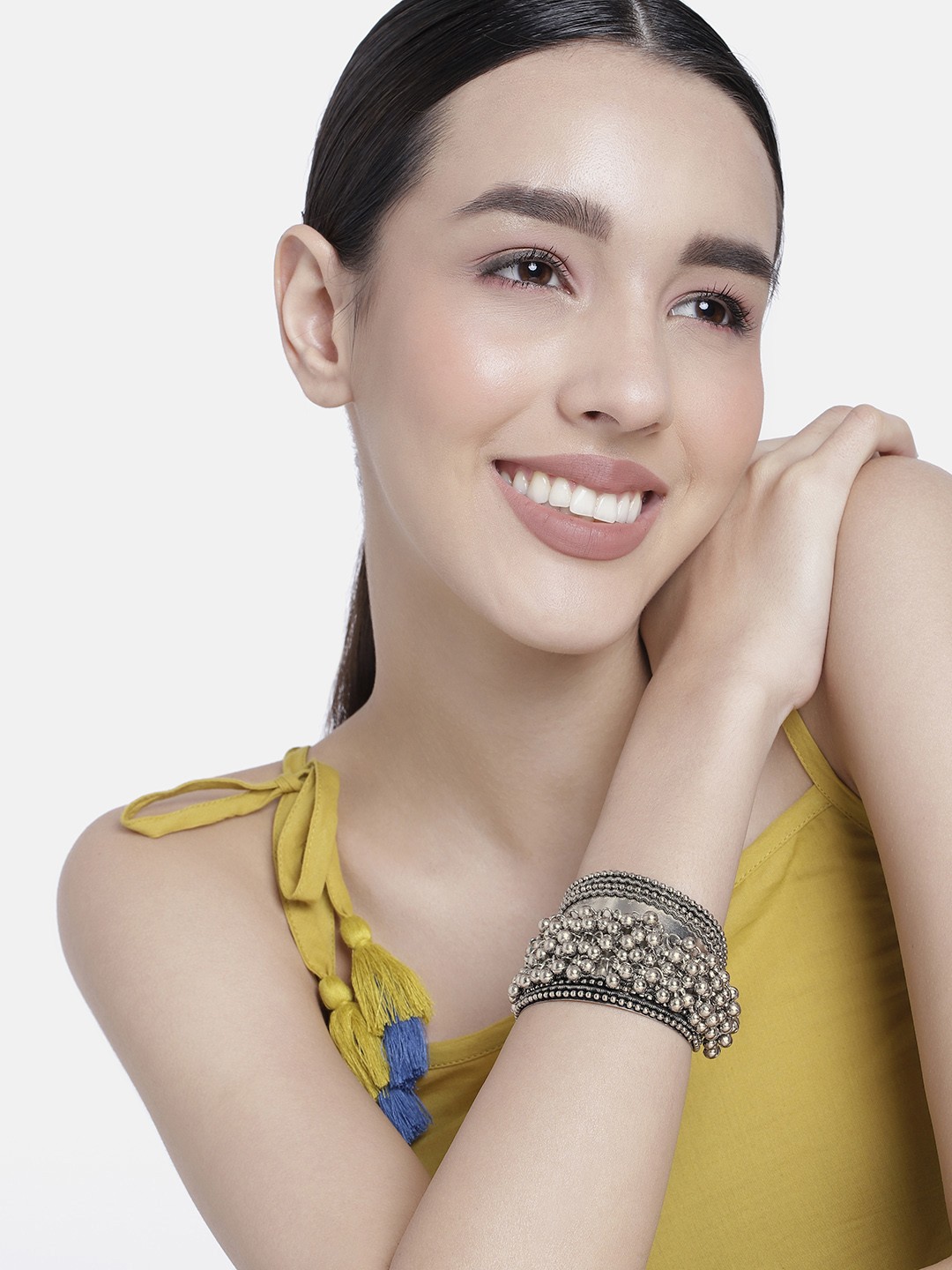

LAIDA Women Oxidised Silver-Plated Cuff Bracelet