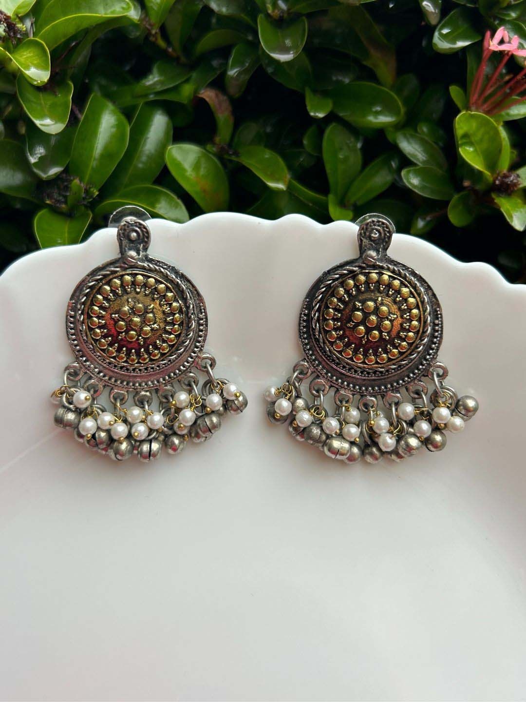 

LAIDA Silver-Plated Oxidised Pearl Circular Drop Earrings