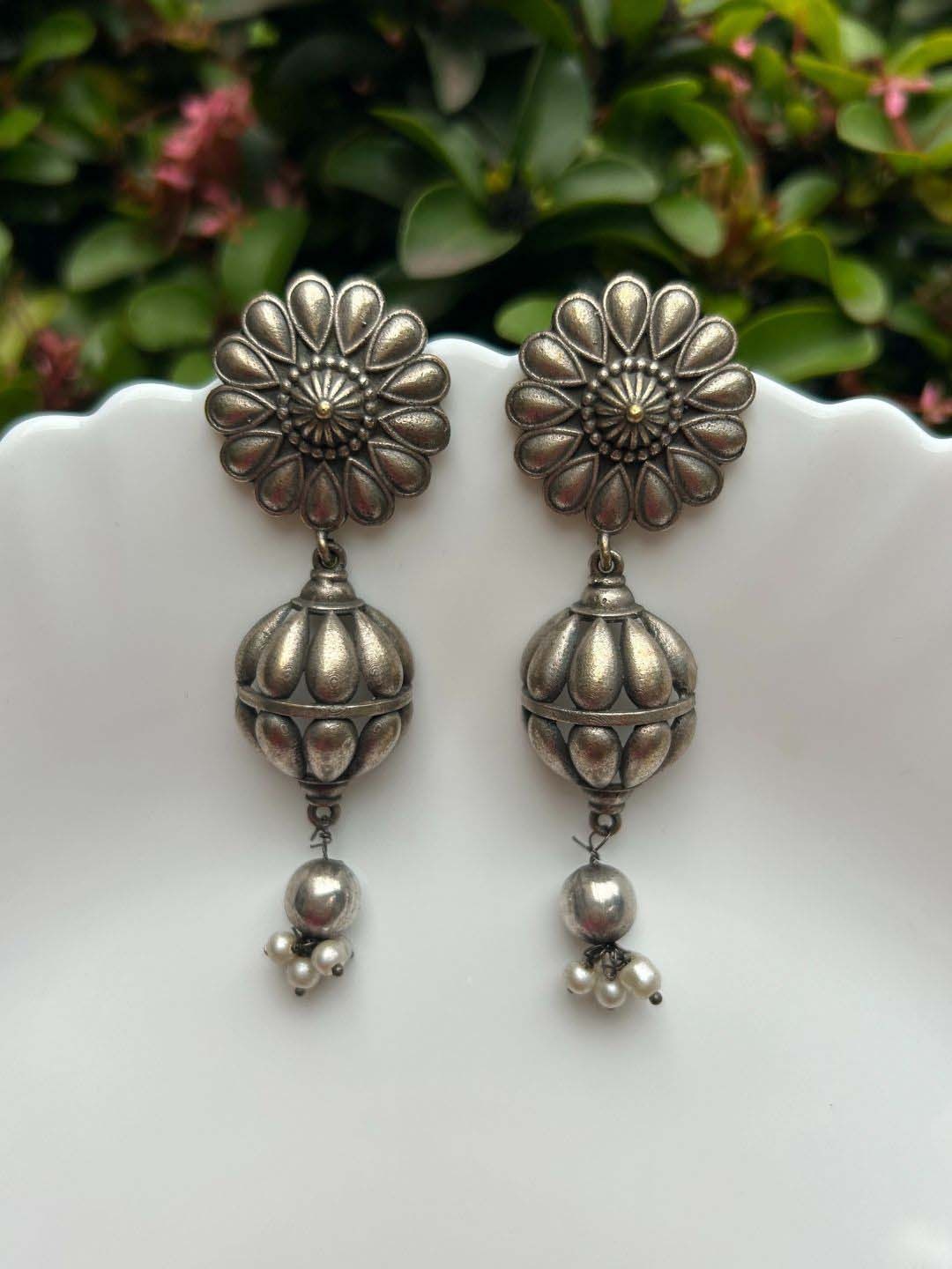

LAIDA Silver-Plated Oxidised Floral Drop Earrings