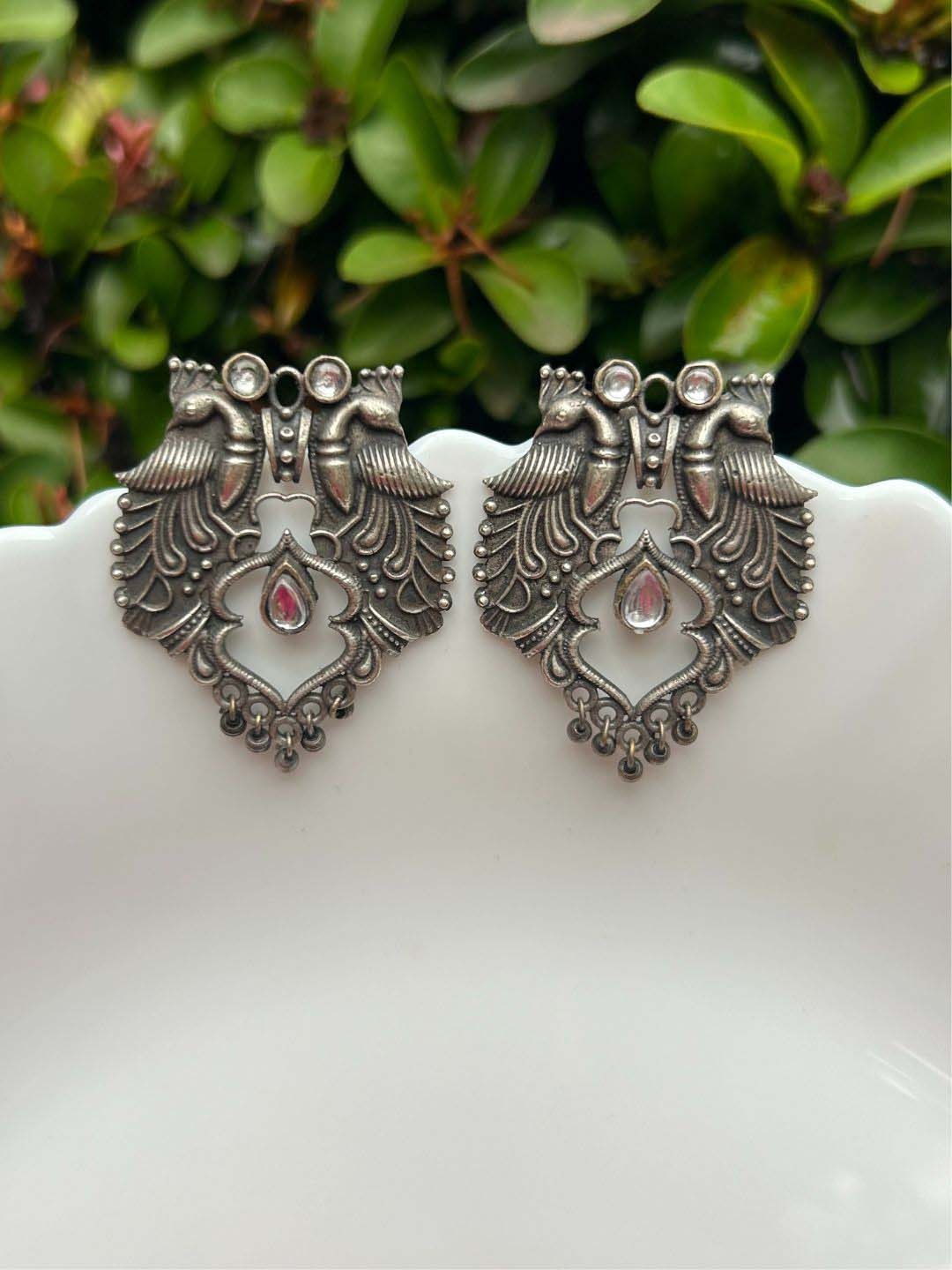 

LAIDA Silver-Plated Oxidised Peacock Shaped Studs