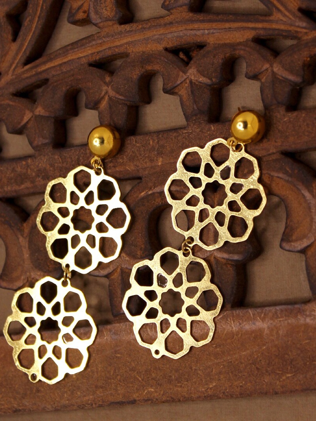 

Goldnera Gold Plated Floral Drop Earrings