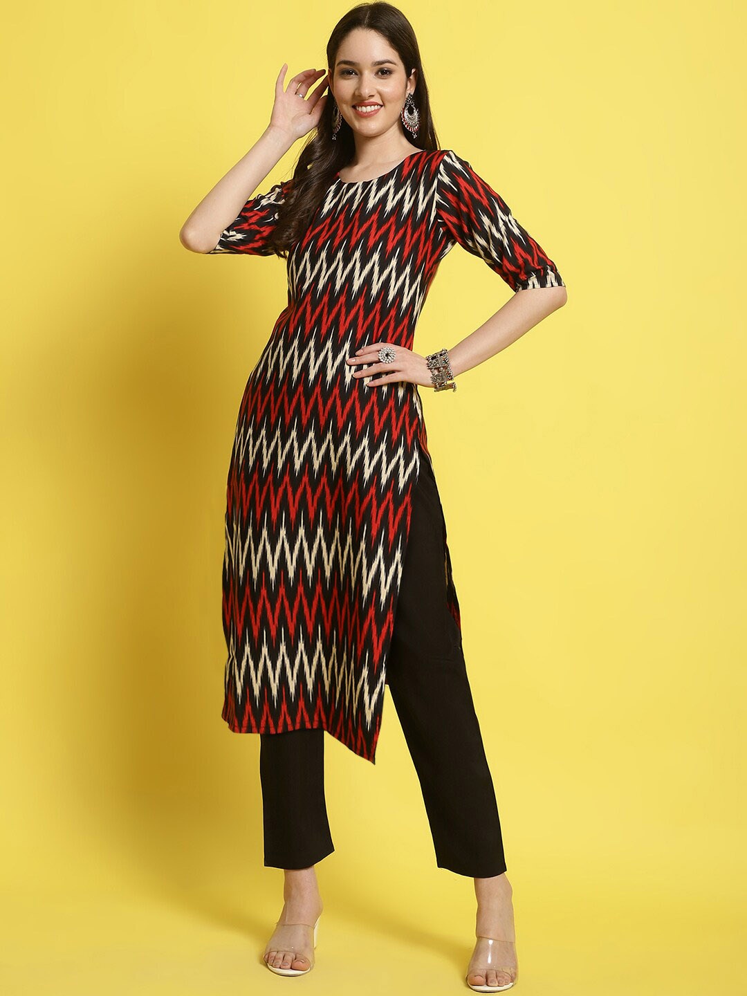 

KALINI Geometric Printed Regular Kurta with Trousers, Red