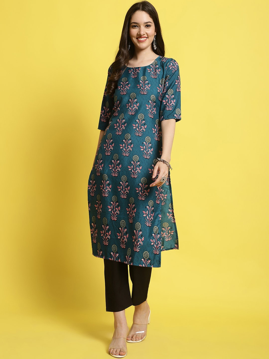 

KALINI Floral Printed Regular Kurta with Trousers, Olive