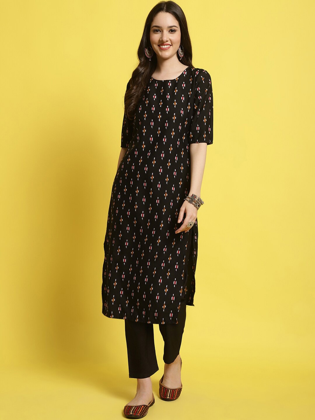 

KALINI Ethnic Motifs Printed Regular Kurta with Trousers, Black