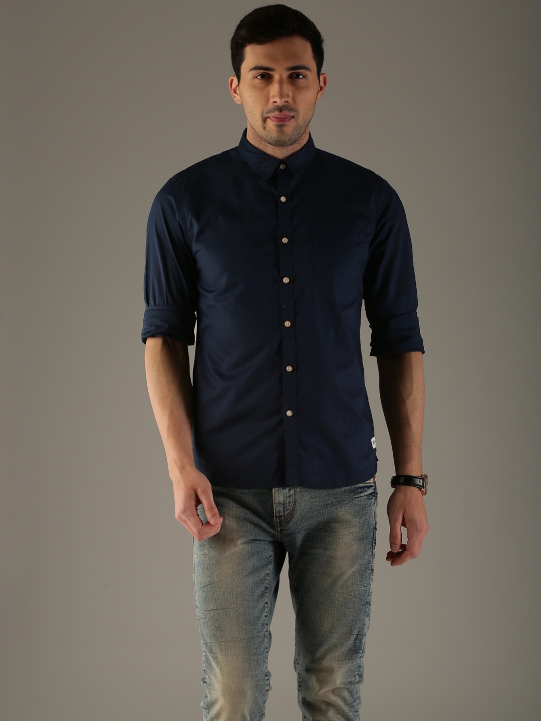 

Flying Machine Men Navy Comfort Slim Fit Solid Casual Shirt, Navy blue