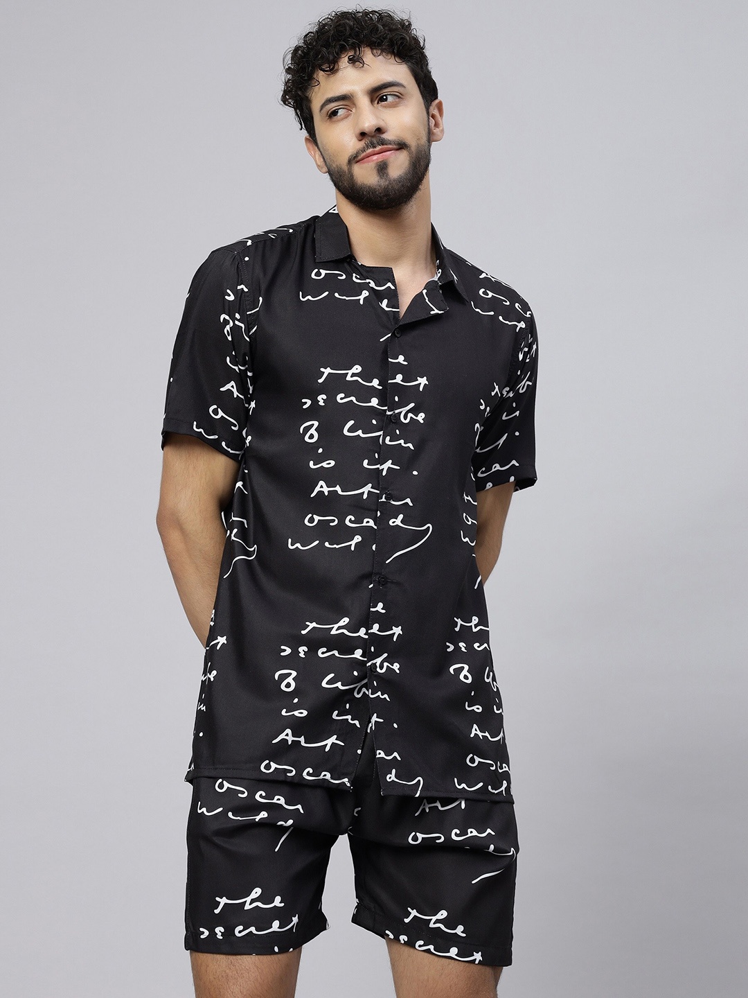 

Vrundavan ethics Typography Printed Co-Ords, Black