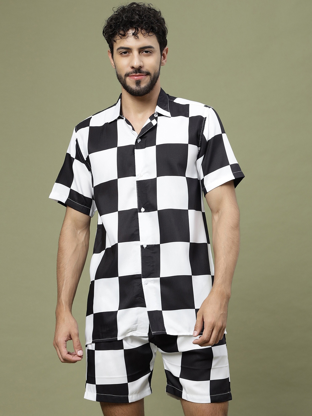 

Vrundavan ethics Checked Shirt and Shorts Set, White