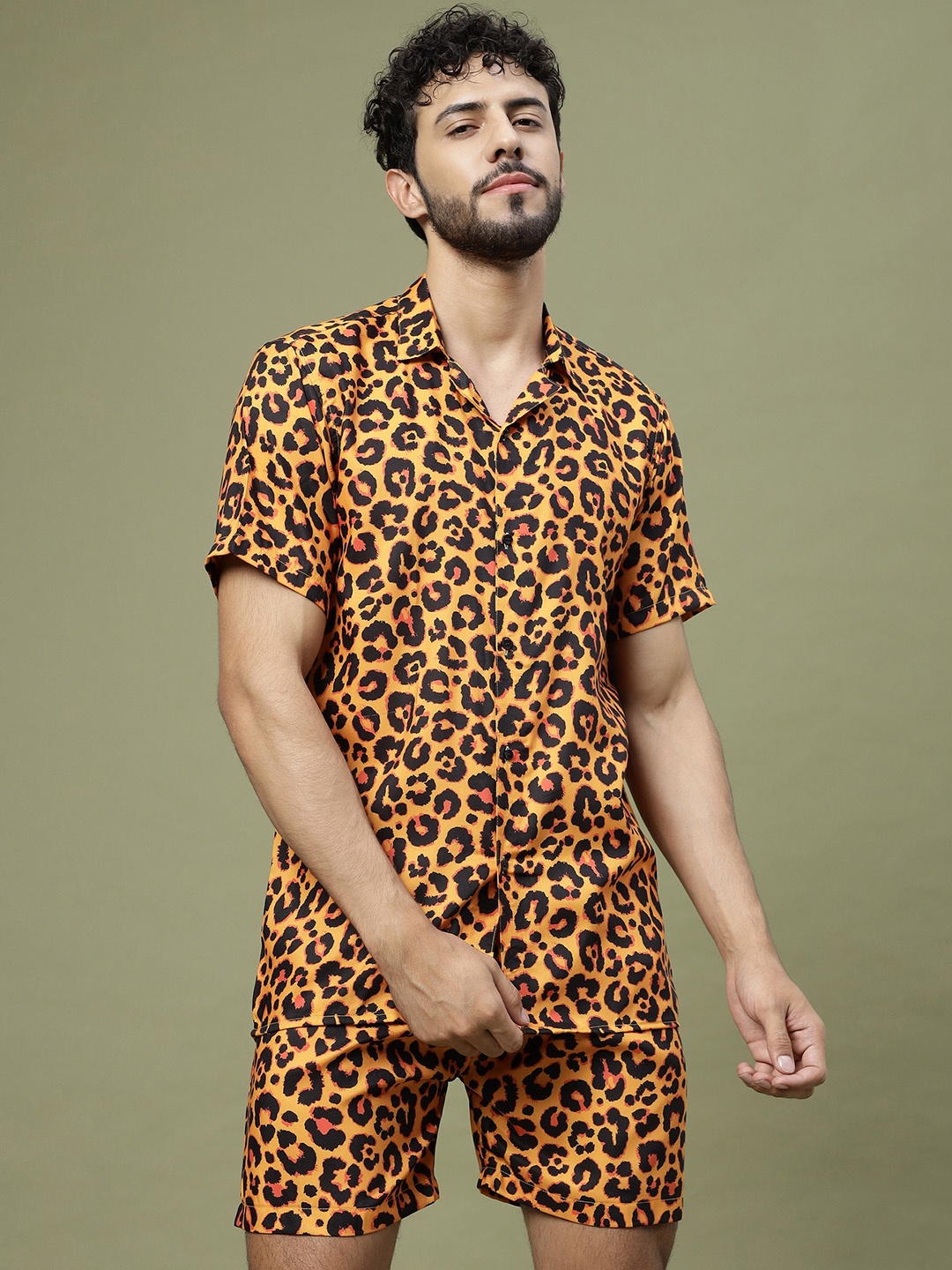 

Vrundavan ethics Animal Printed Shirt & Short, Yellow