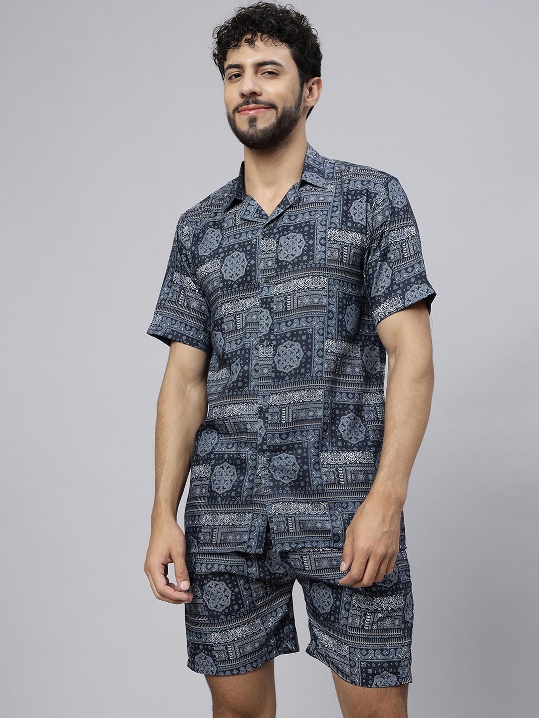 

Vrundavan ethics Ethnic Motifs Printed Shirt & Short Co-Ord Set, Black