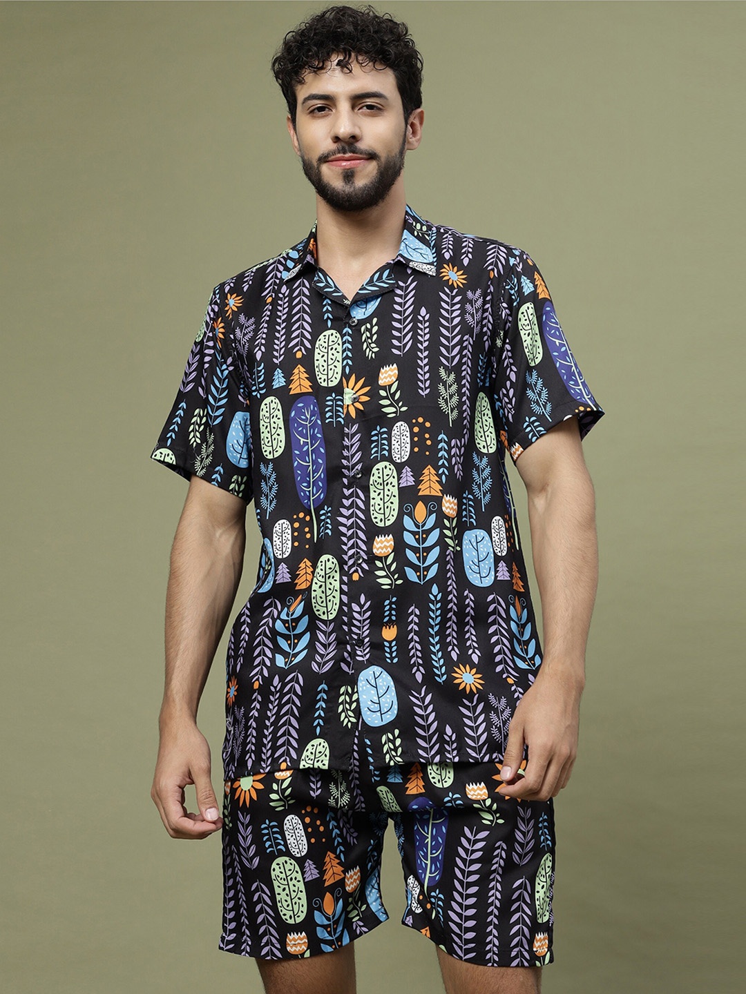 

Vrundavan ethics Printed Shirt With Shorts, Black