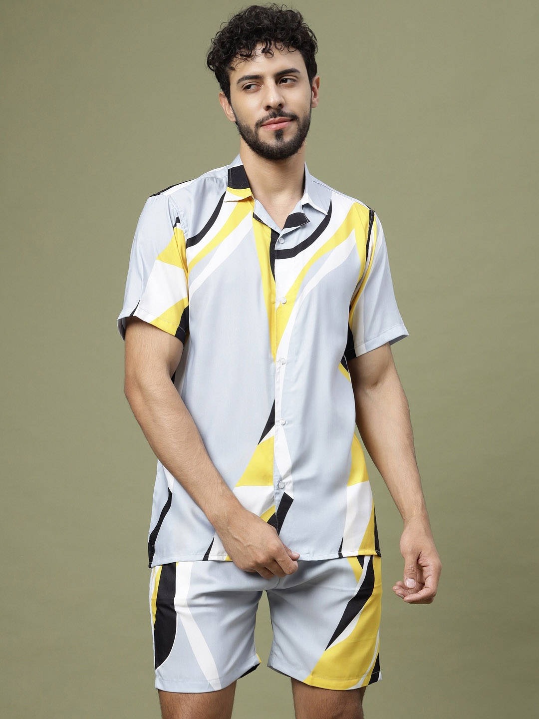 

Vrundavan ethics Printed Shirt With Shorts, Blue