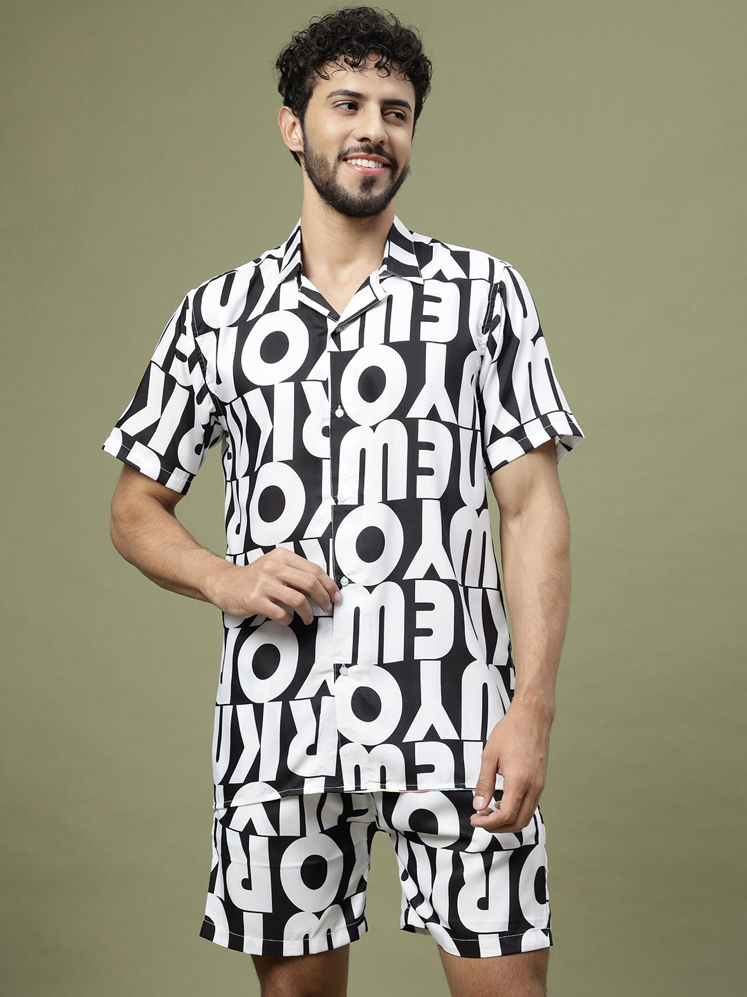 

Vrundavan ethics Printed Shirt With Shorts, Black