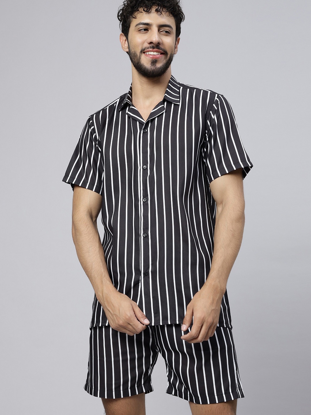 

Vrundavan Ethics Striped Short Sleeves Shirt & Shorts, Black