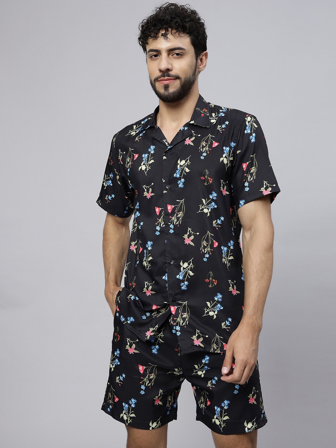 

Vrundavan ethics Floral Printed Shirt & Shorts Co-Ord Set, Black