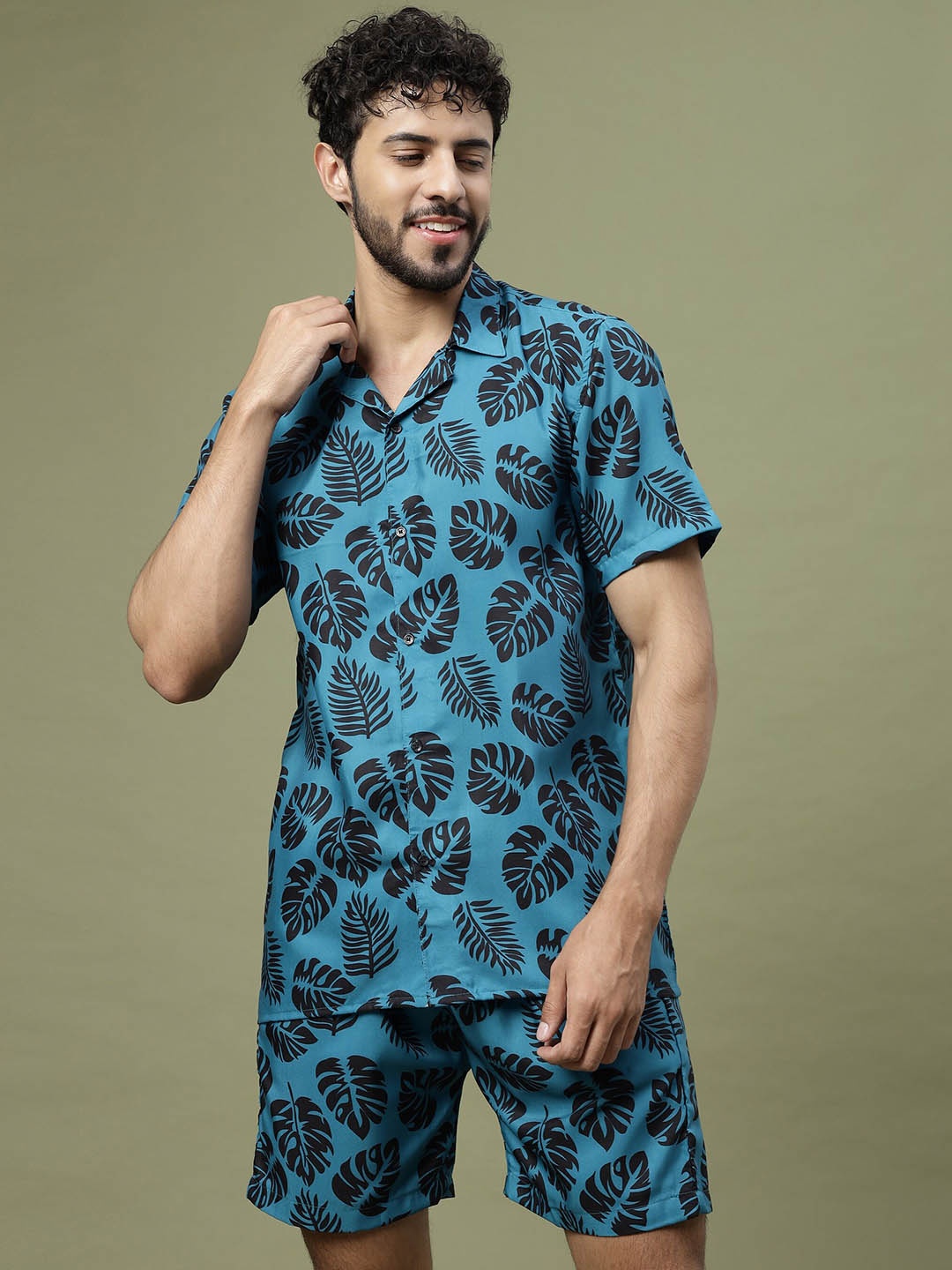 

Vrundavan ethics Tropical Printed Shirt With Shorts, Blue