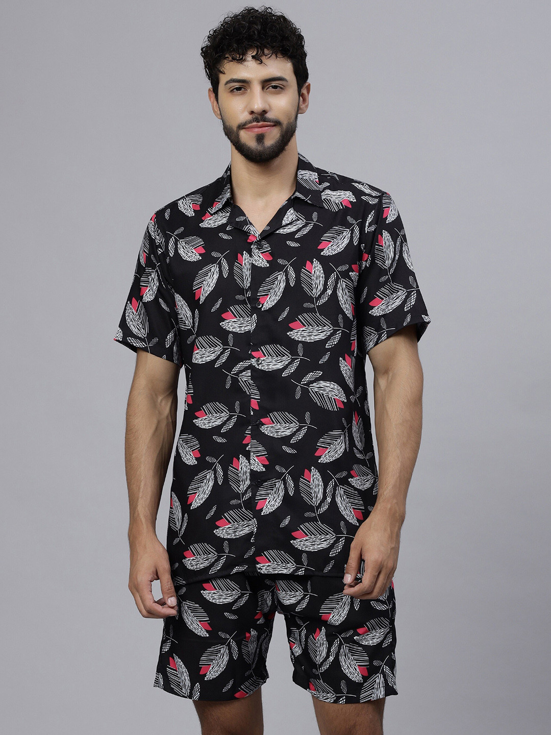 

Vrundavan ethics Tropical Printed Shirt With Shorts, Black