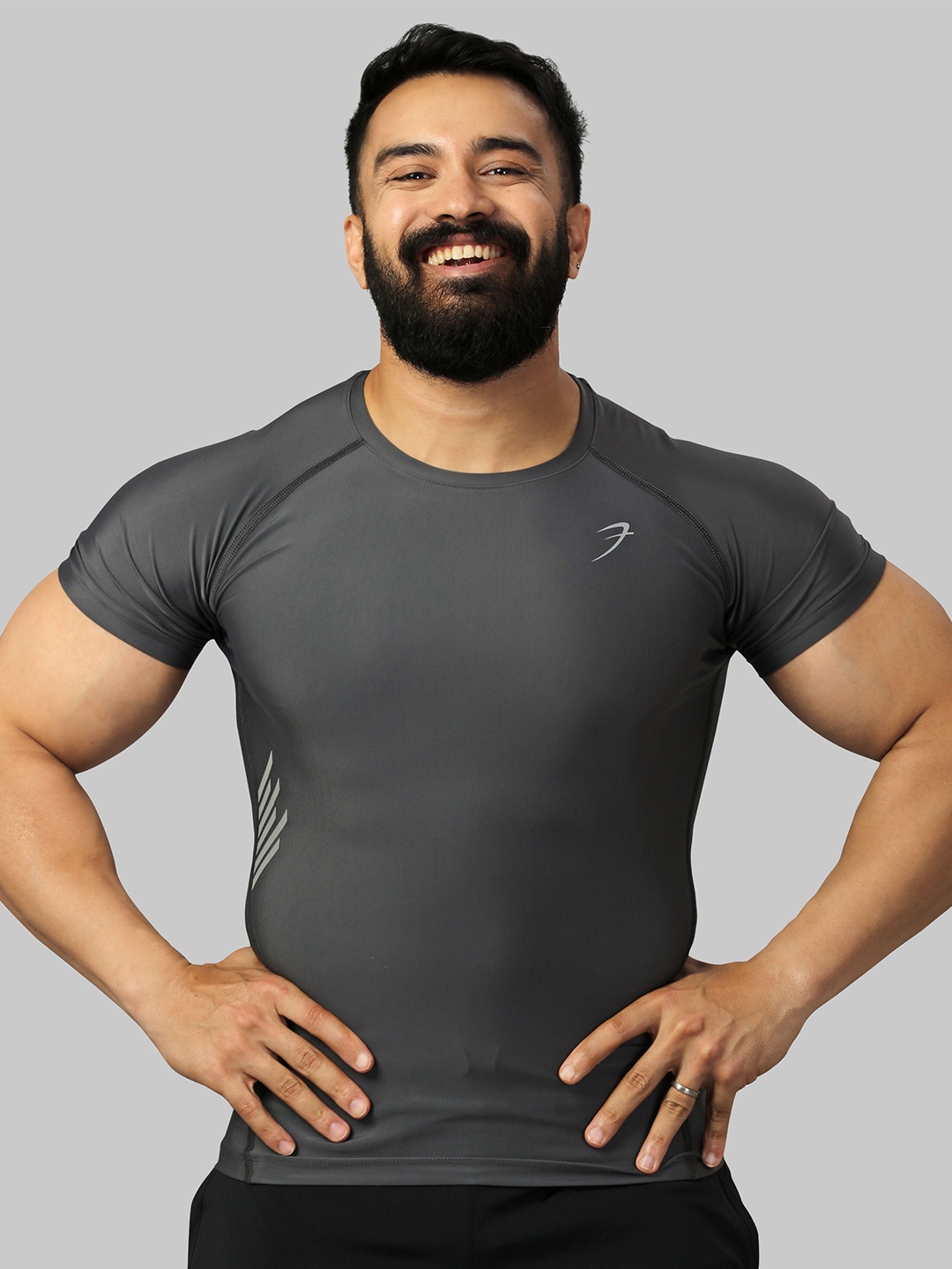 

FUAARK Raglan Sleeves Anti Odour Cut Outs Compression T-Shirt, Grey