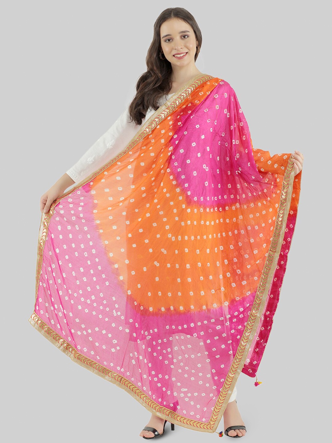 

MUFFLY Bandhani Printed Silk Tasseled Dupatta, Pink