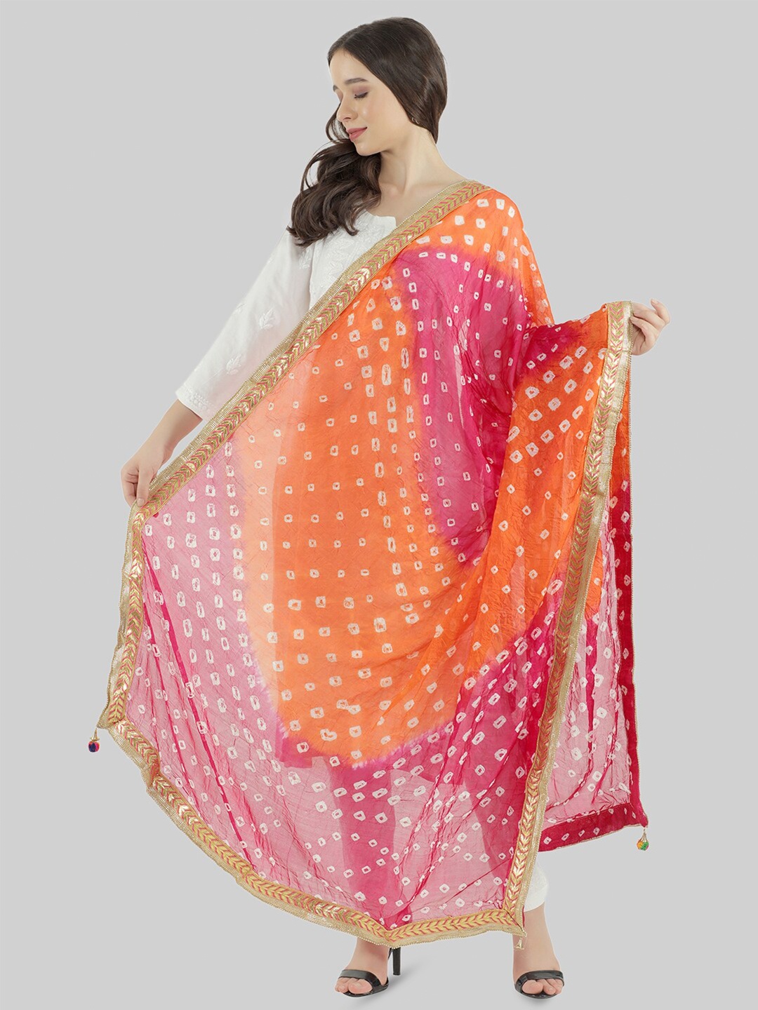 

MUFFLY Bandhani Printed Pom Pom Border Dupatta, Pink