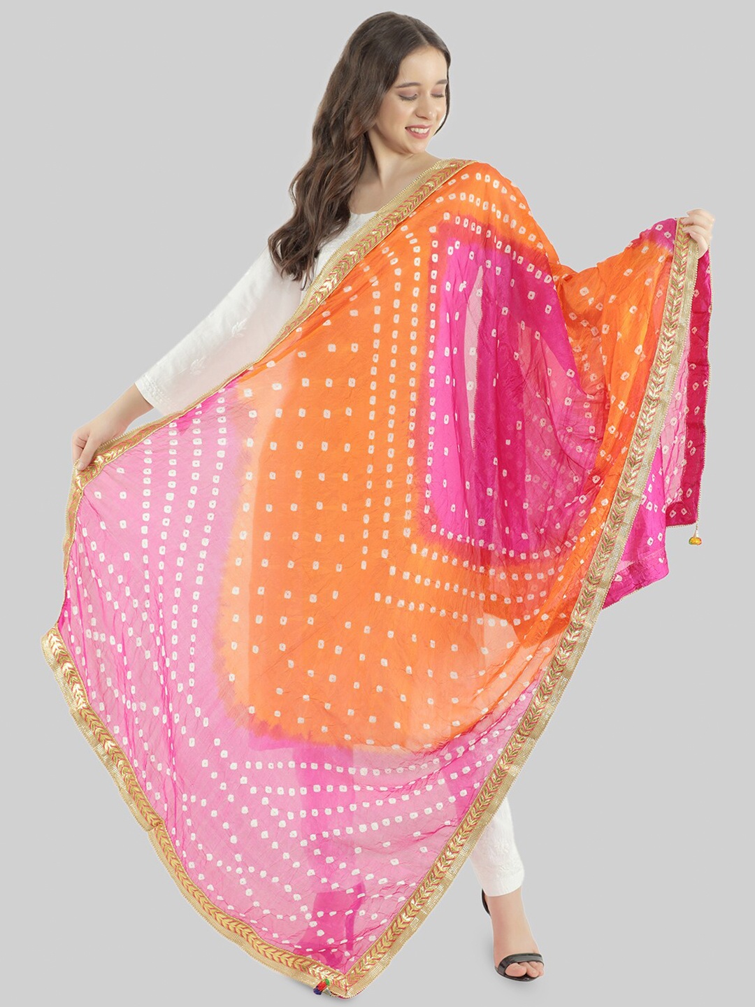 

MUFFLY Printed Gotta Patti Bandhani Dupatta, Pink