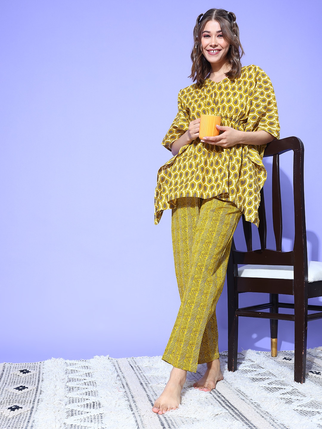 

ETC Ethnic Motifs Printed Pure Cotton Night Suit, Yellow