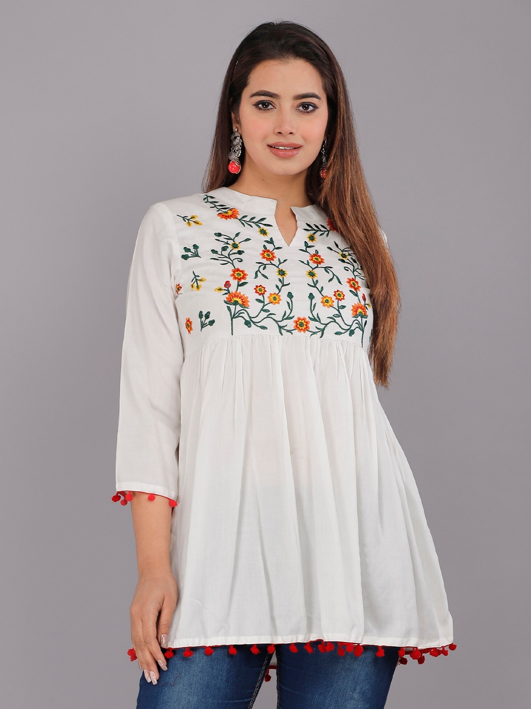 

MARISY Floral Embroidered Mandarin Collar Pleated A-Line Top, White
