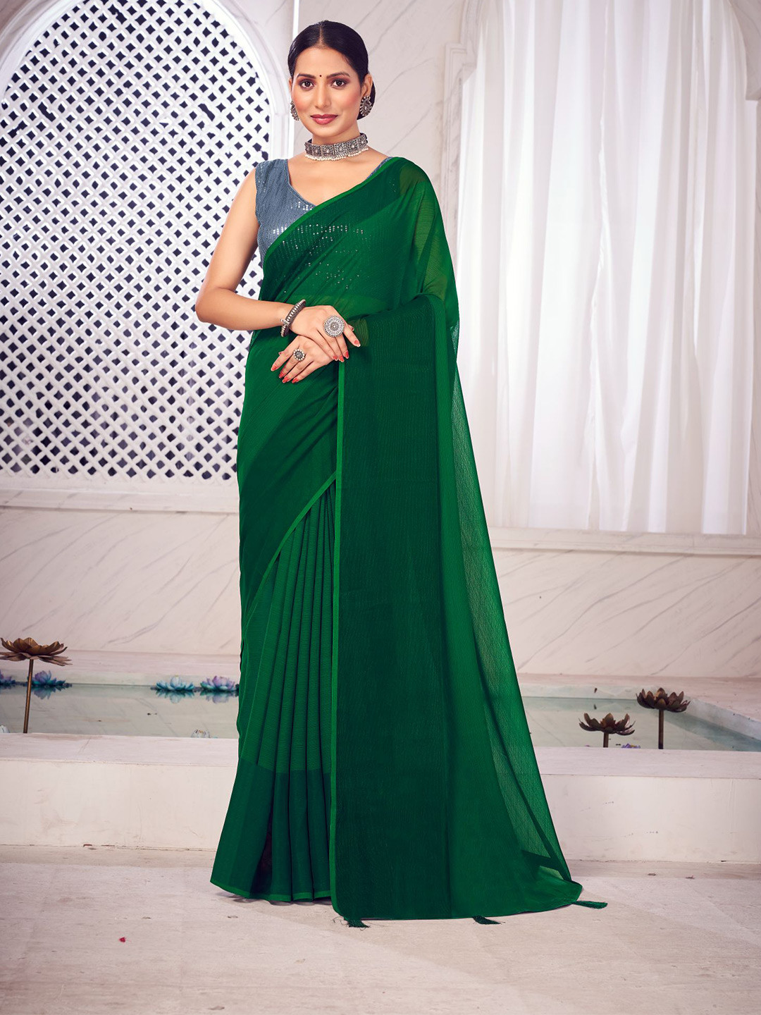 

FLOURIOUS Pure Chiffon Banarasi Saree, Green