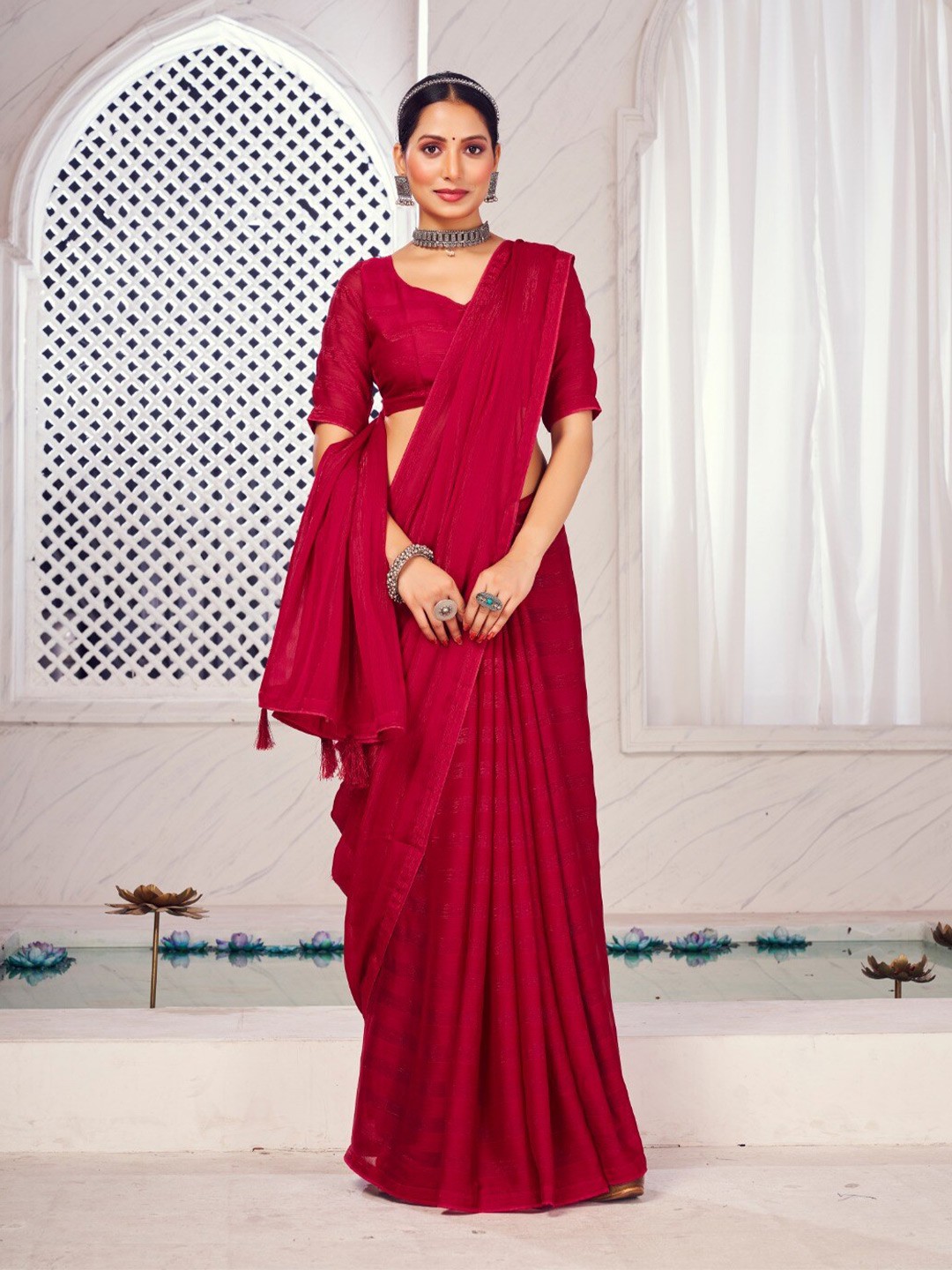 

FLOURIOUS Striped Pure Chiffon Banarasi Saree, Magenta