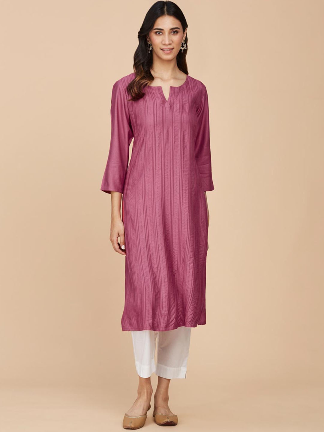

Fabindia Striped Round Neck Regular Kurta, Pink
