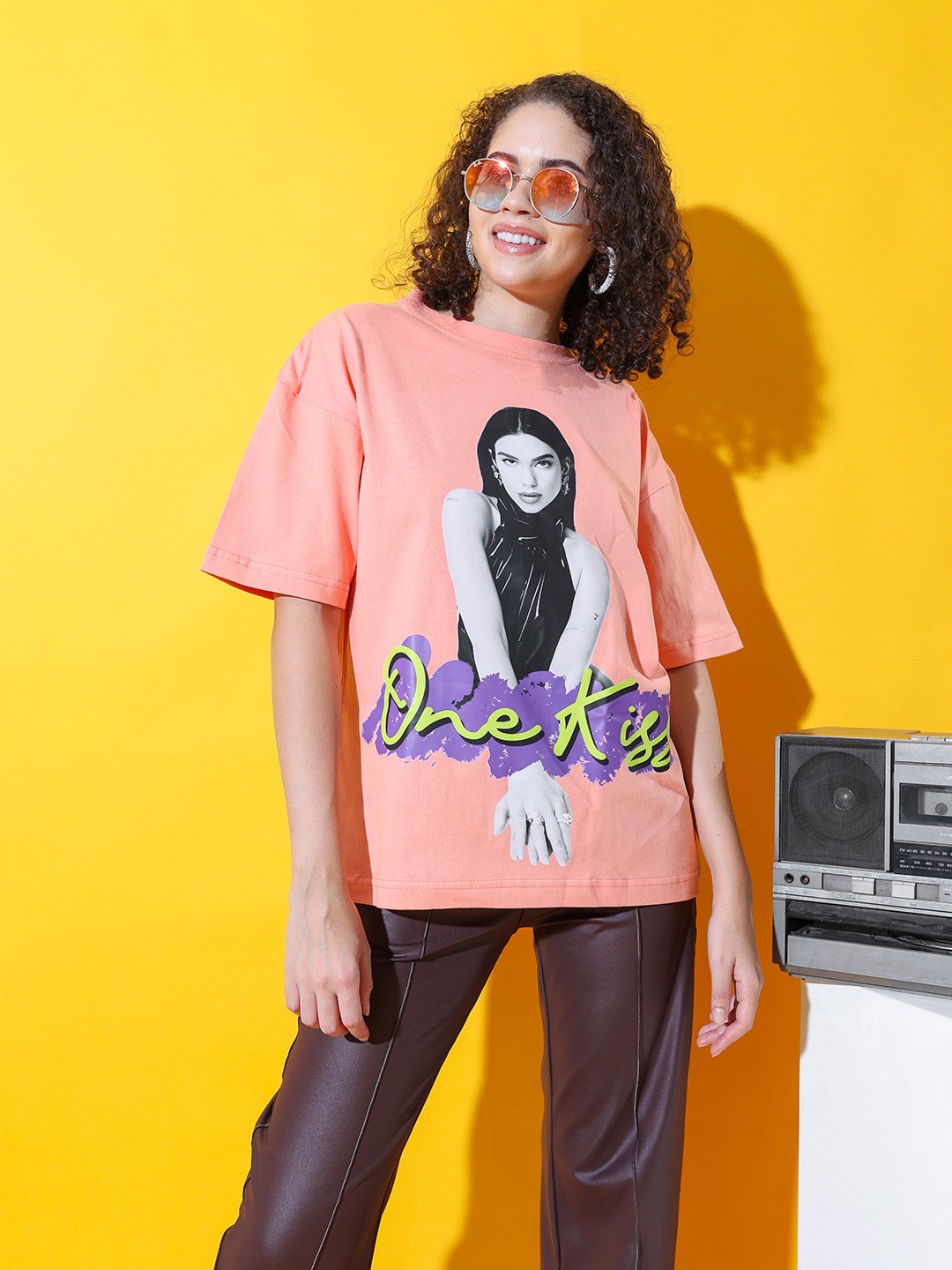 

Stylecast X Hersheinbox Printed Drop-Shoulder Sleeves Pure Cotton Relaxed T-shirt, Peach