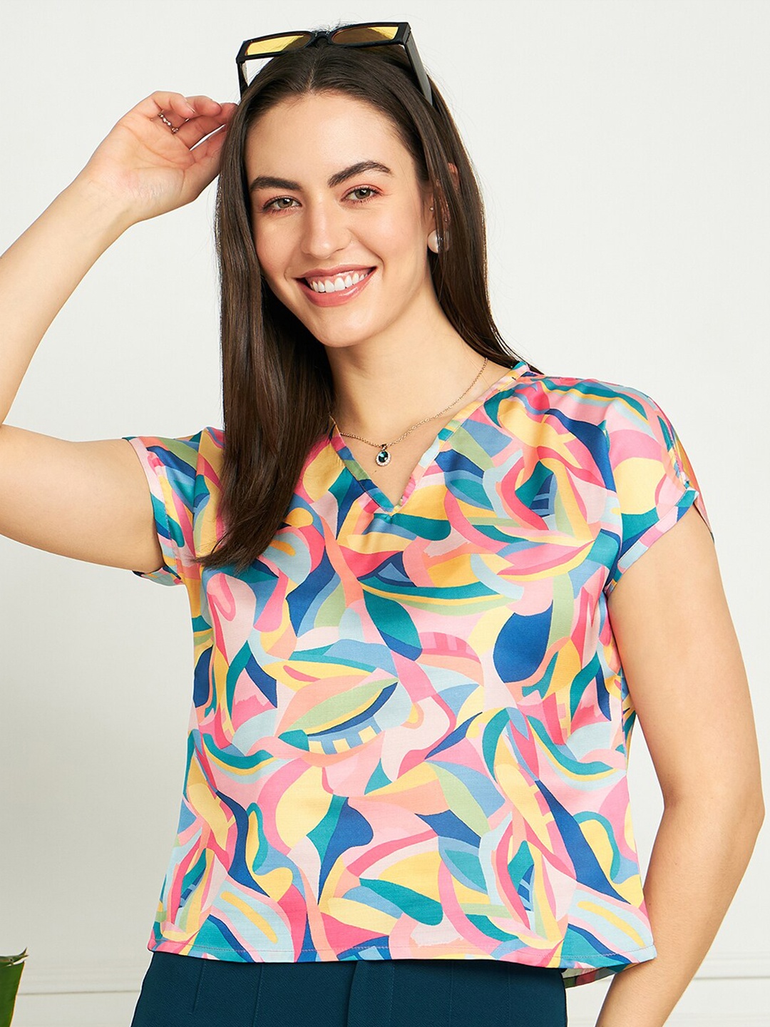

Modeve Abstract Printed Regular Top, Blue