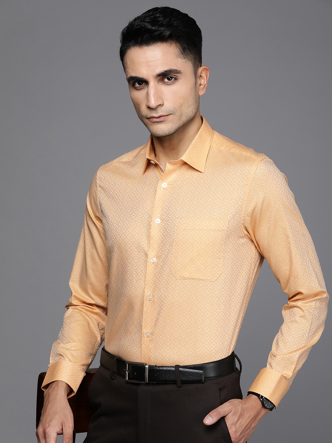 

Louis Philippe Slim Fit Pure Cotton Formal Shirt, Yellow
