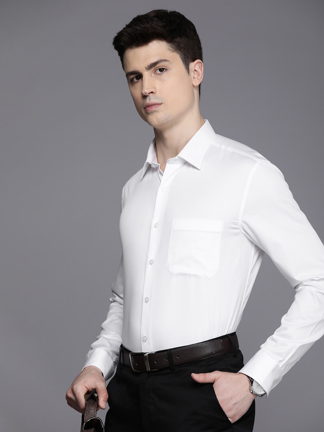 

Louis Philippe Solid Slim Fit Pure Cotton Formal Shirt, White