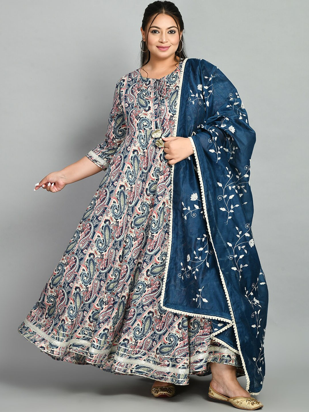

PrettyPlus by Desinoor.com Plus Size Ethnic Motifs Printed Kurta, Teal