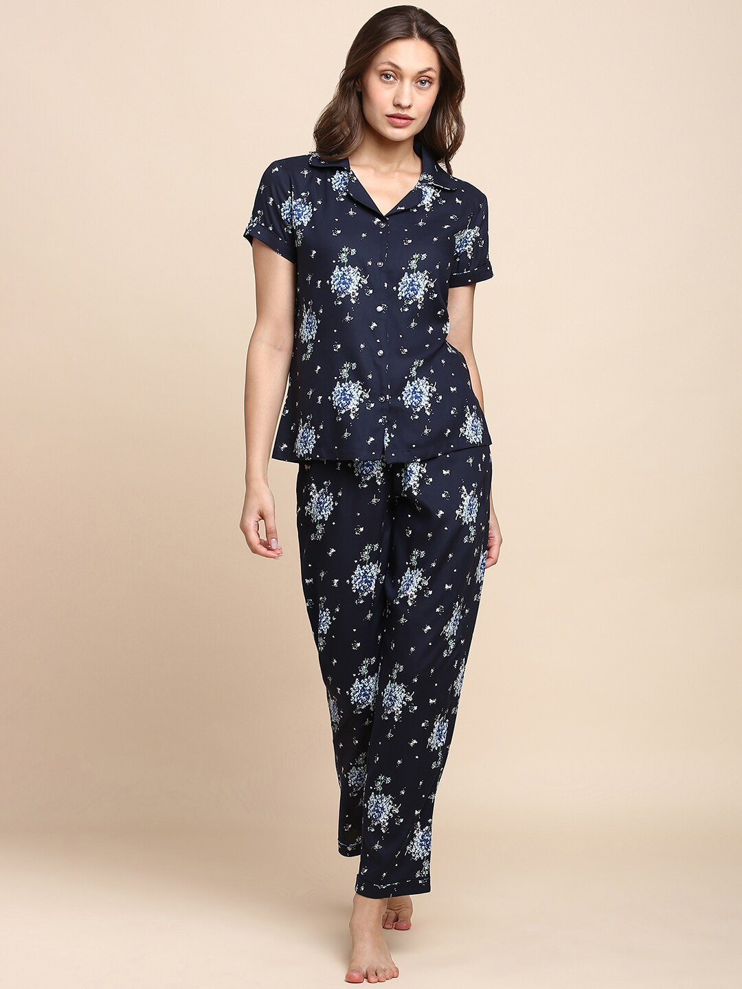 

Van Heusen Lapel Collar Floral Printed Night Suit, Navy blue