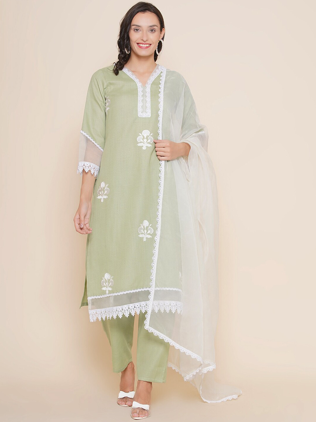 

Bhama Couture Floral Embroidered Regular Kurta With Trousers & With Dupatta, Sea green