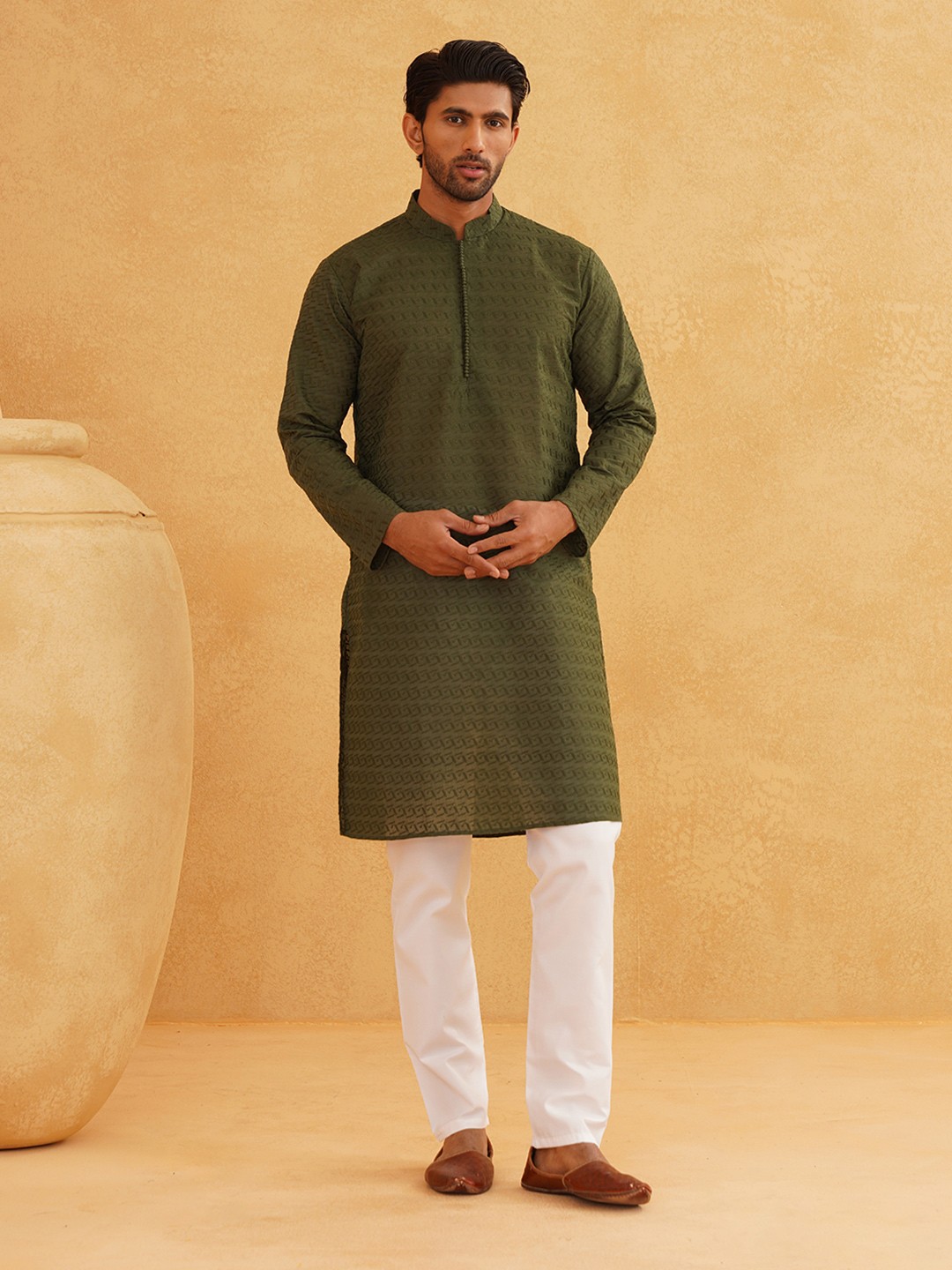 

SOJANYA Embroidered Pure Cotton Kurta with Churidar, Green