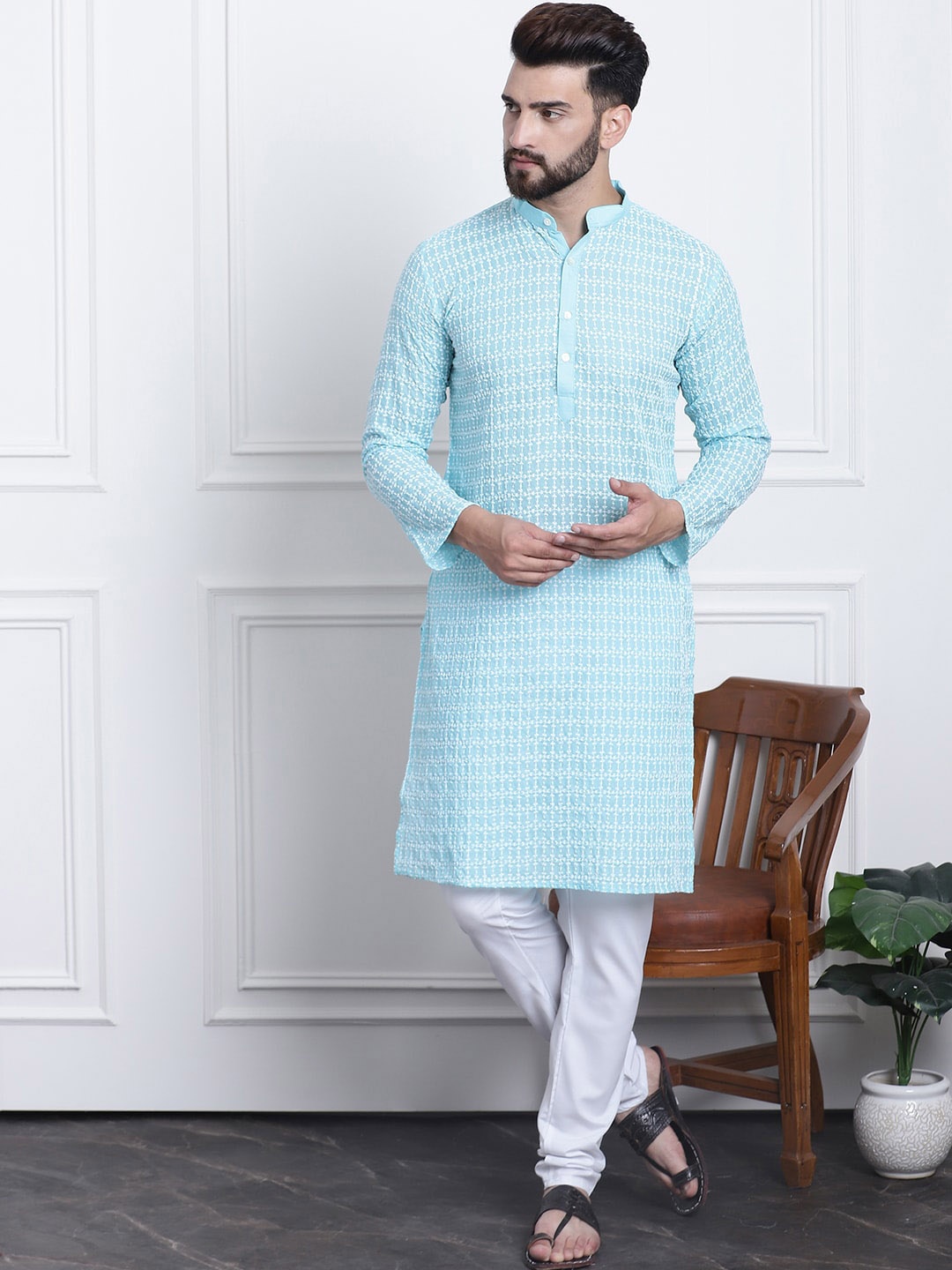 

SOJANYA Embroidered Regular Pure Cotton Kurta With Churidar, Blue
