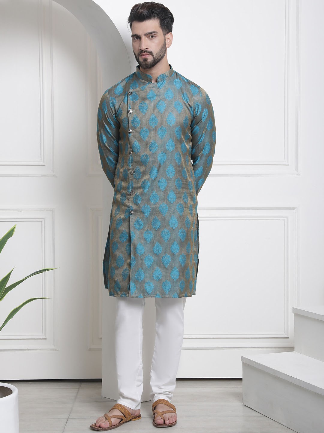 

SOJANYA Ethnic Motifs Woven Design Regular Kurta With Churidar, Teal