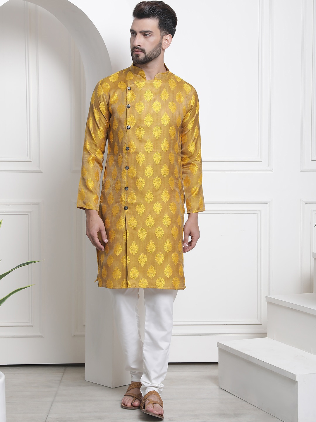 

SOJANYA Ethnic Motif Woven Design Regular Kurta with Churidar, Mustard