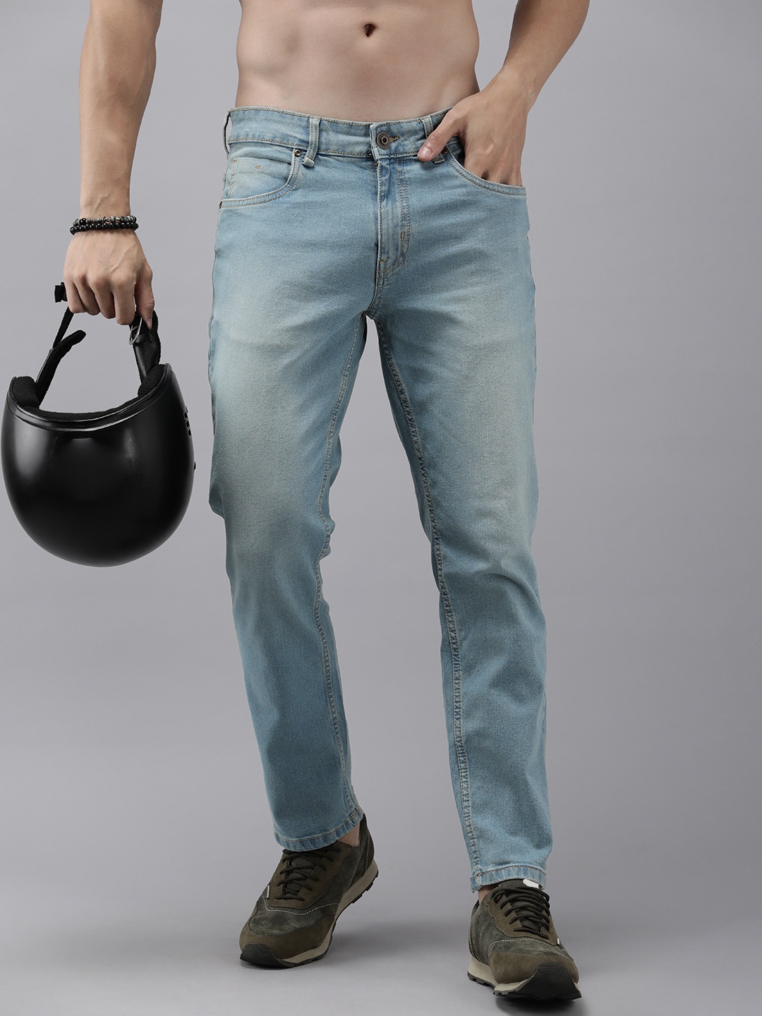 

Roadster Men Regular Fit Mid-Rise Light Fade Jeans, Blue