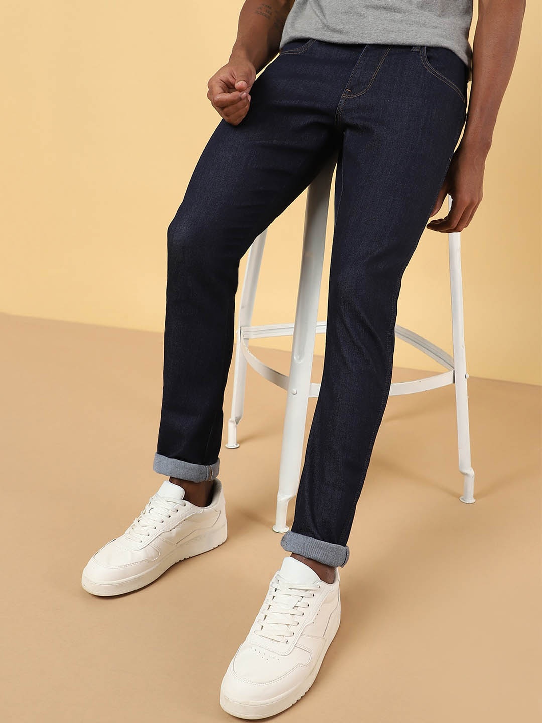 

Wrangler Men Vegas Skinny Fit Low-Rise Clean Look Stretchable Jeans, Blue