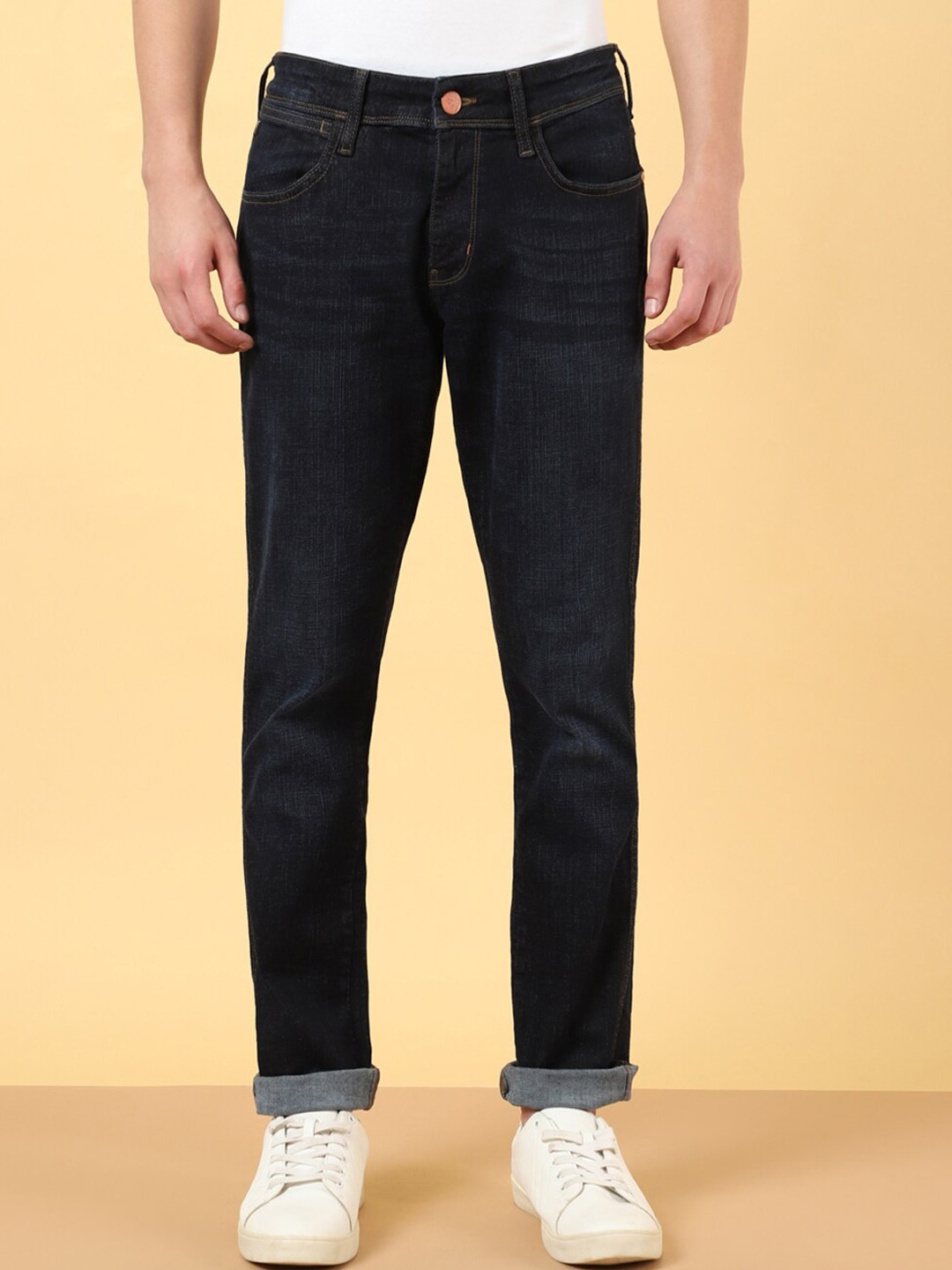 

Wrangler Men Tapered Fit Mid Rise Cotton Stretchable Jeans, Blue