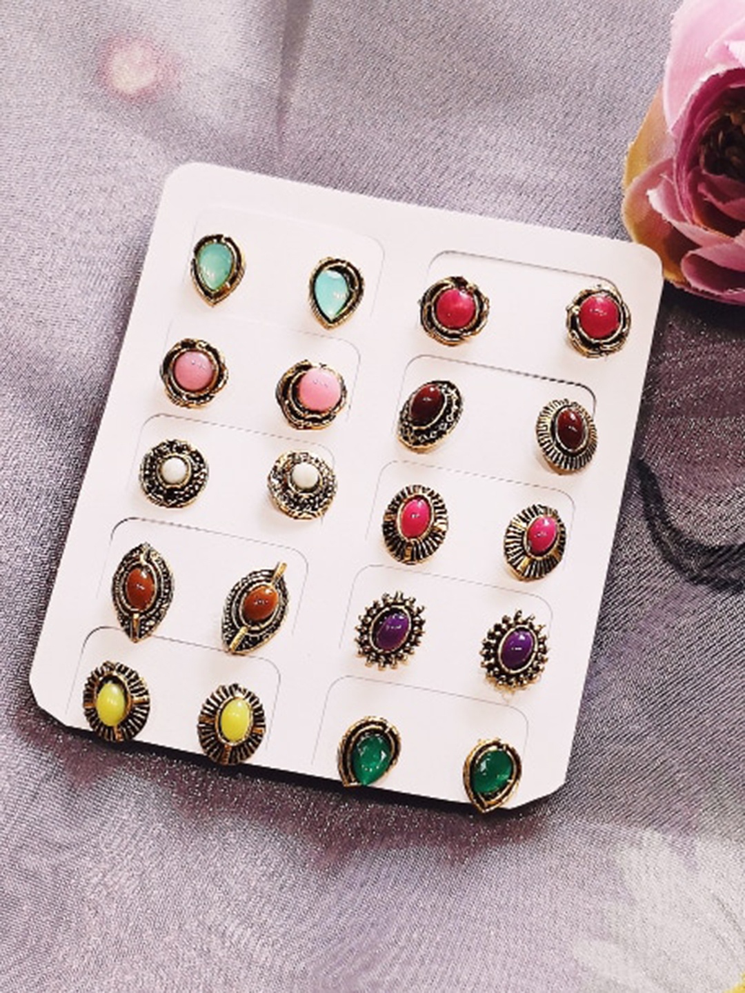 

FEMMIBELLA Set of 10 Gold Plated Stud Earrings