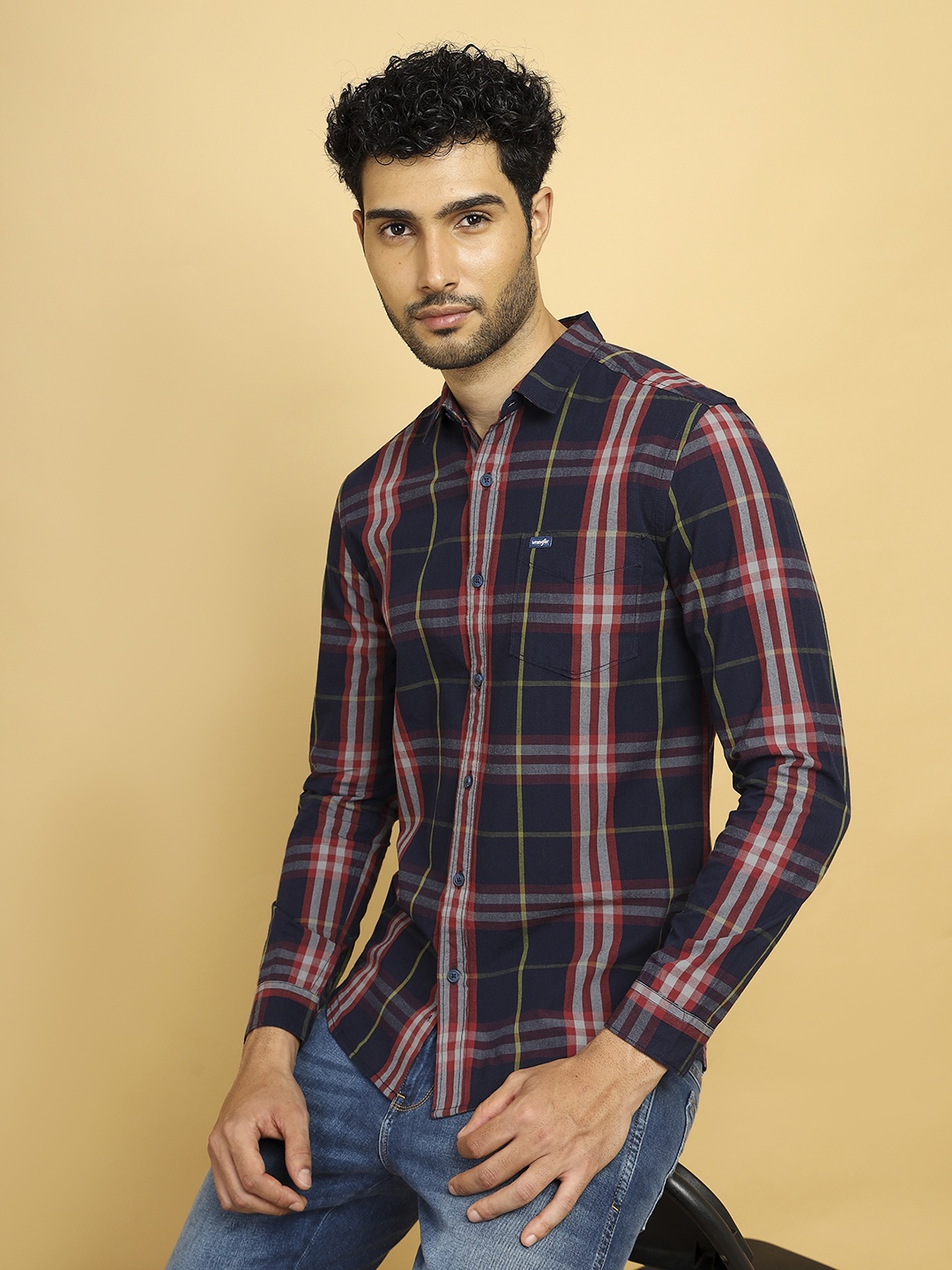 

Wrangler Men Tartan Checked Opaque Cotton Casual Shirt, Blue